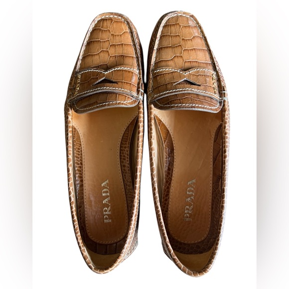 PRADA Women’s Tan Crocodile Leather Slip-On Driving Loafers Flats Sz 36.5 / US 6 - Picture 1 of 10